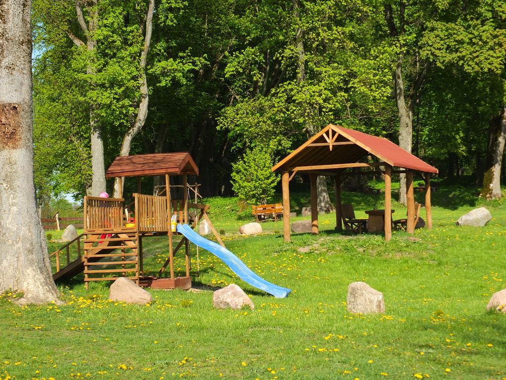 Dwor Klewiny Villa Екстериор снимка