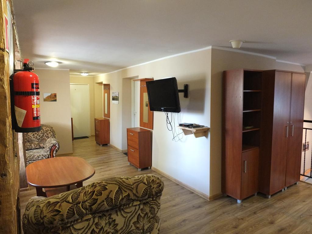 Dwor Klewiny Villa Екстериор снимка