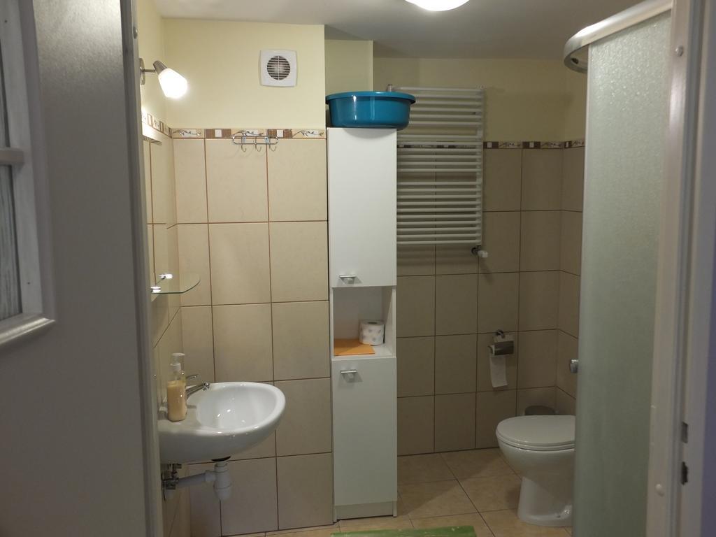Dwor Klewiny Villa Екстериор снимка