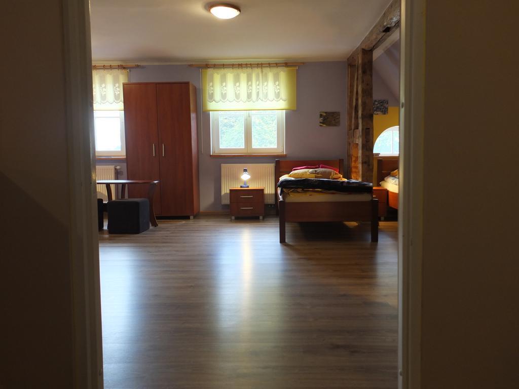 Dwor Klewiny Villa Екстериор снимка