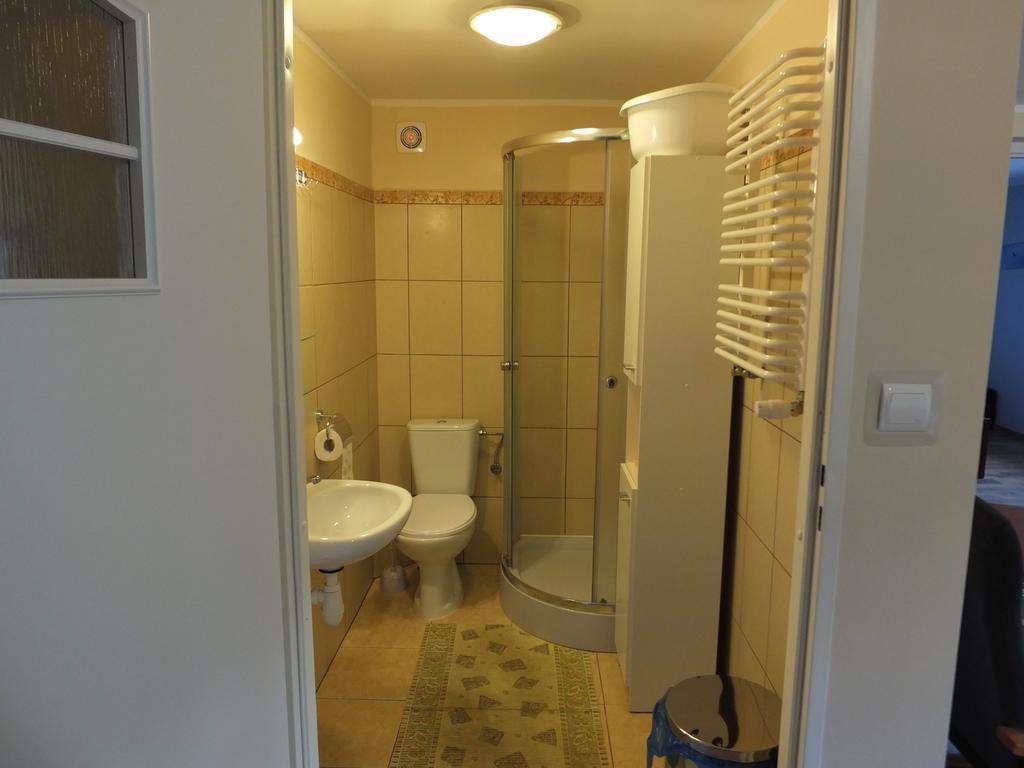 Dwor Klewiny Villa Екстериор снимка