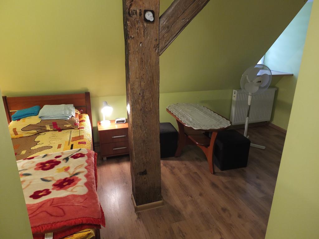 Dwor Klewiny Villa Екстериор снимка